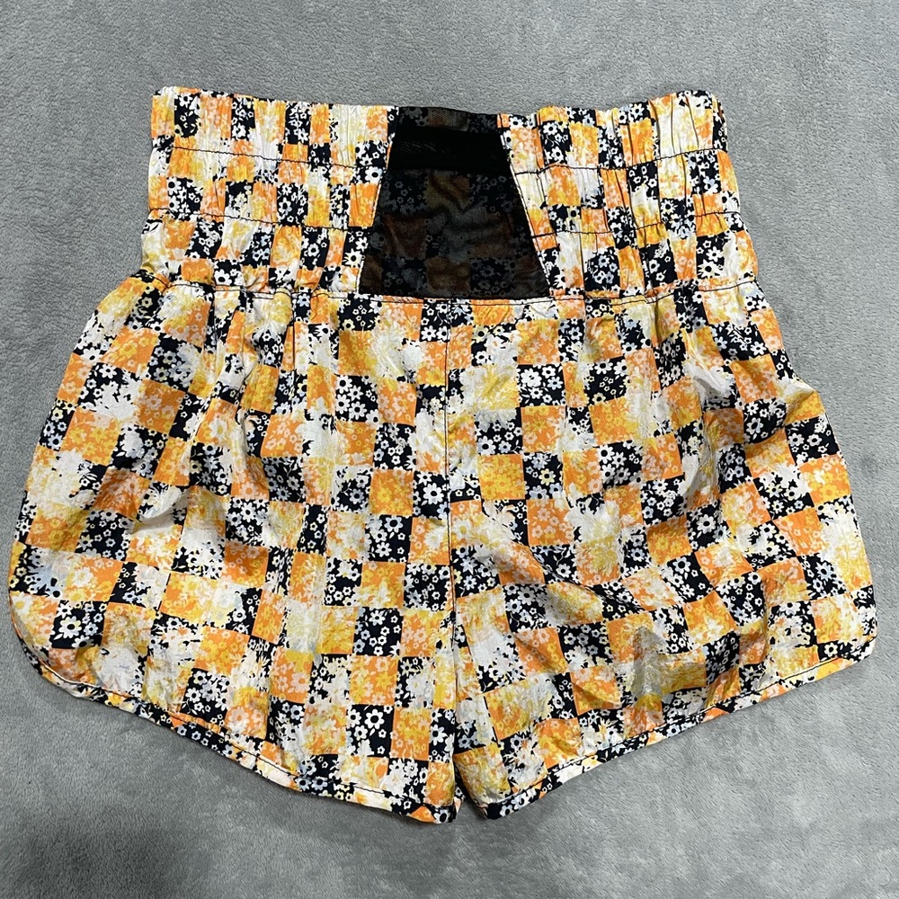 Floral FP movement Women's Shorts